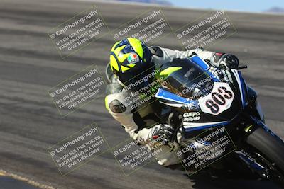 media/Mar-21-2025-CVMA Friday Practice (Fri) [[30cd4fe323]]/2-Racer 1/Session 2 (Bowl)/
